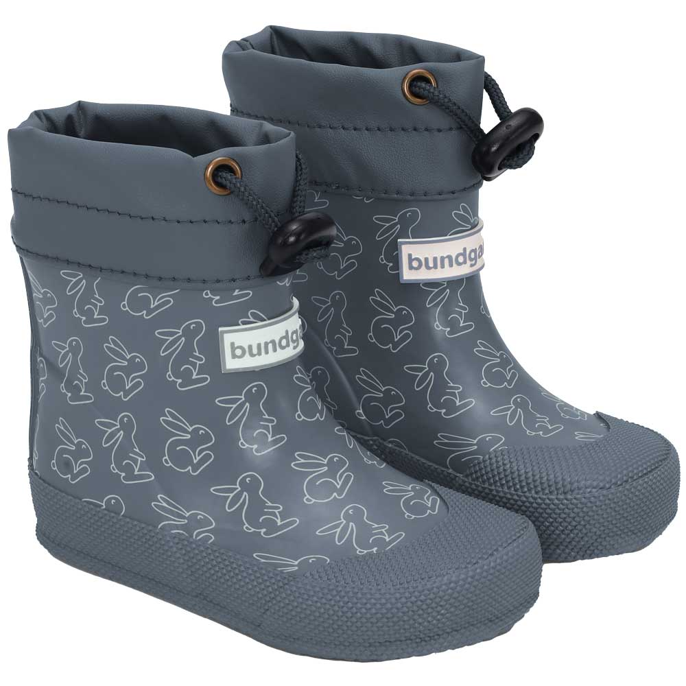 Blau-grauer Gummistiefel mit kleinen aufgedruckten Hasen